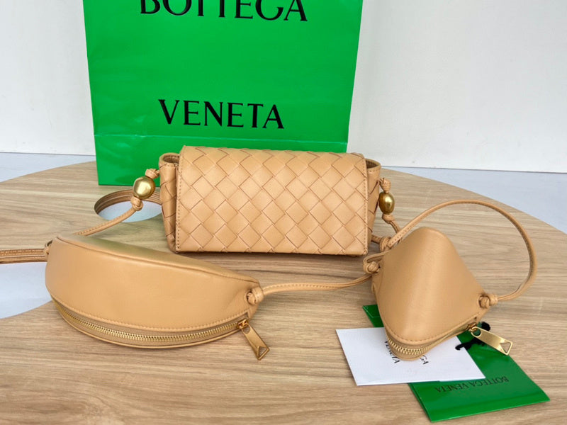 Luxurious-Totes - BV Bags - 1351