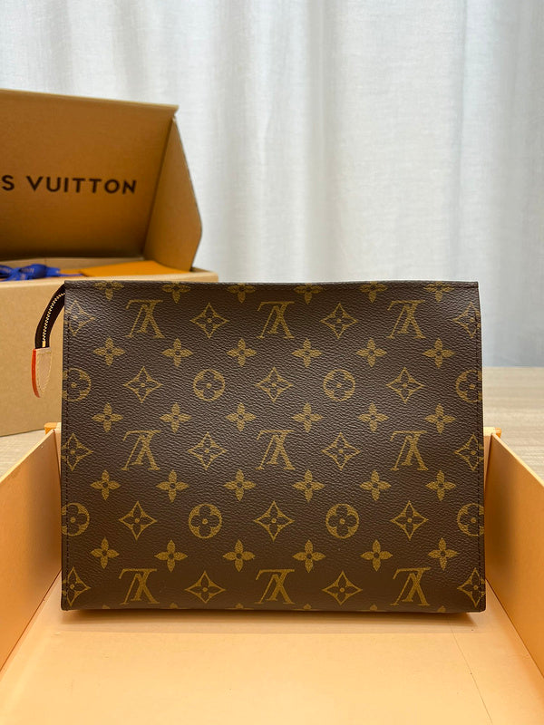 LOV - Luxurious Totes - 1633