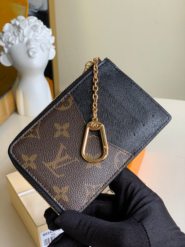 Luxurious Totes - Latest - 826