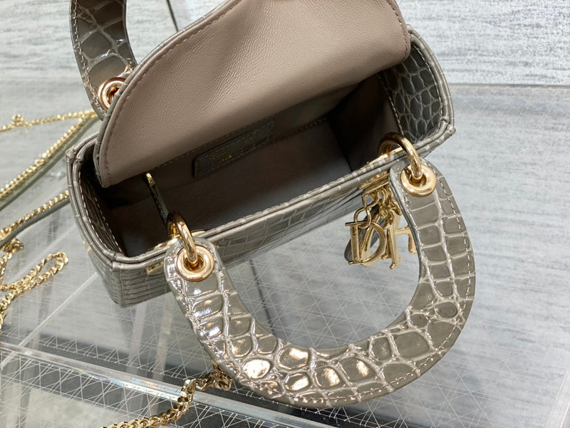 Luxurious Totes - Latest - 6431