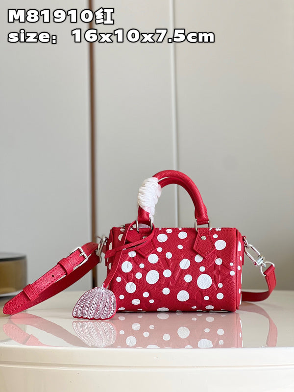LOV - Luxurious Totes - 769