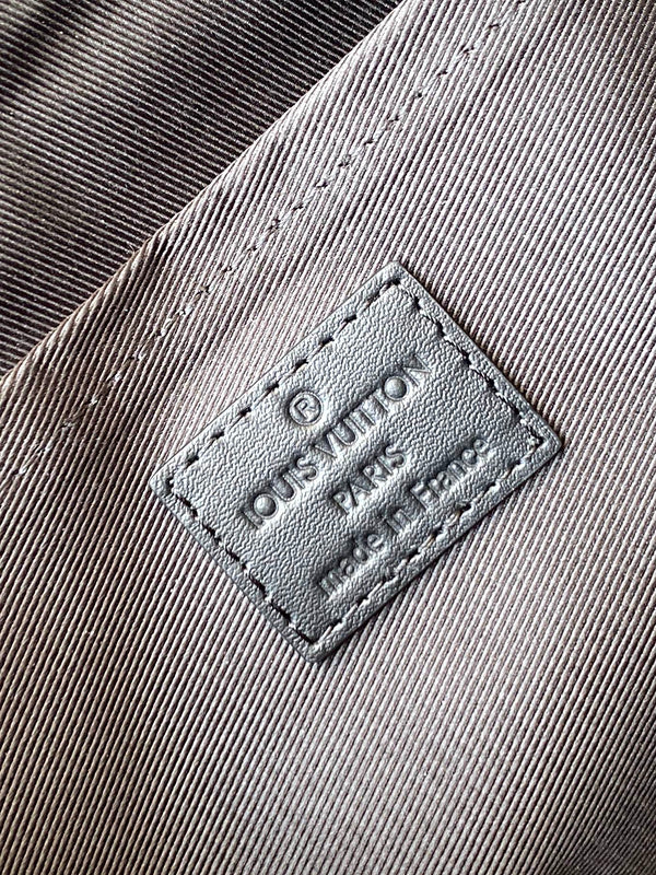 LOV - Luxurious Totes - 1927