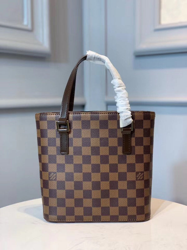 LOV - Luxurious Totes - 1944