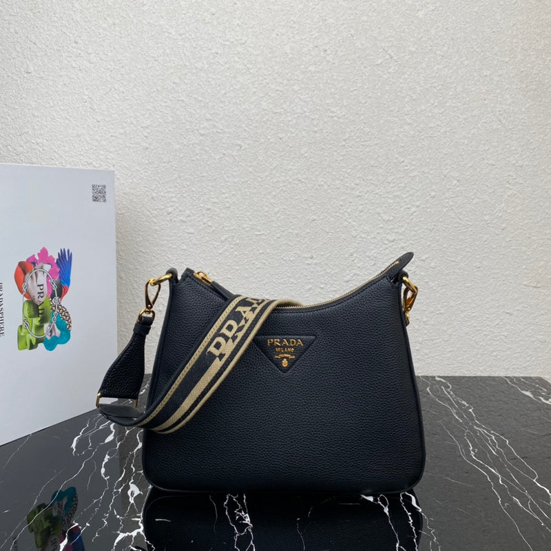 PDA - Luxurious Totes - 079