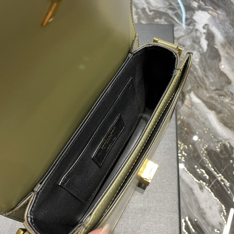 Luxurious Totes - Latest - 8830