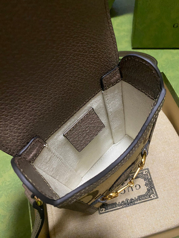 GUI - Luxurious Totes - 1074