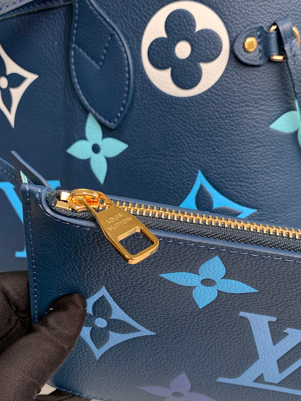 LOV - Luxurious Totes - 023