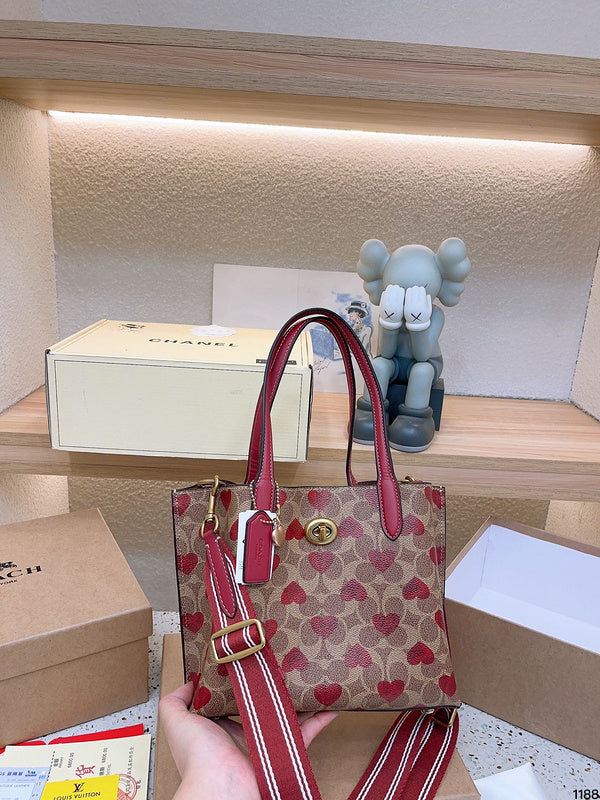 Luxurious Totes - CCH2 Bags - 096
