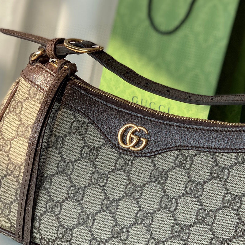 GUI - Luxurious Totes - 660