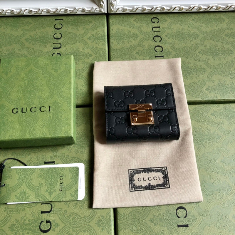 GUI - Luxurious Totes - 179
