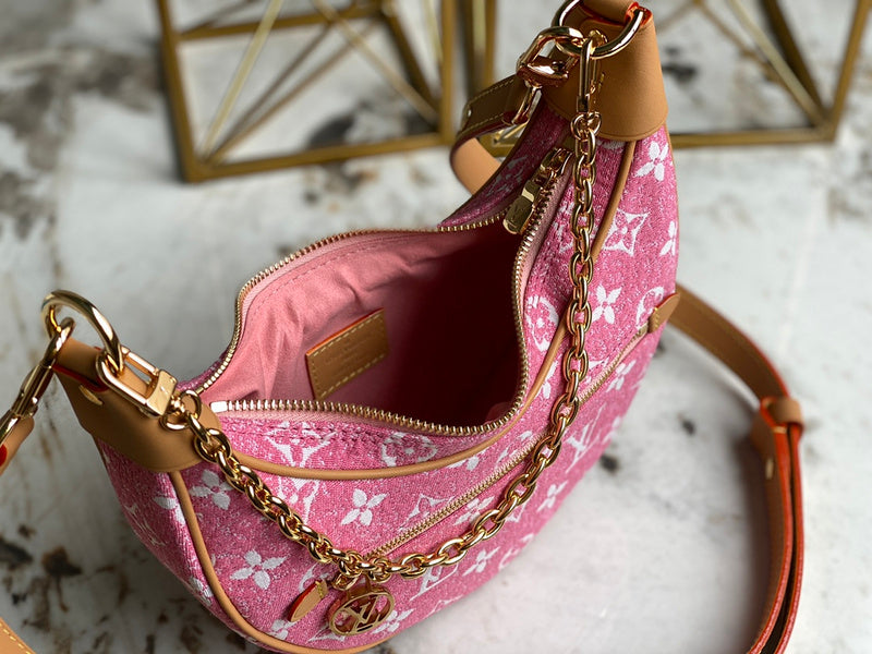 LOV - Luxurious Totes - 2016