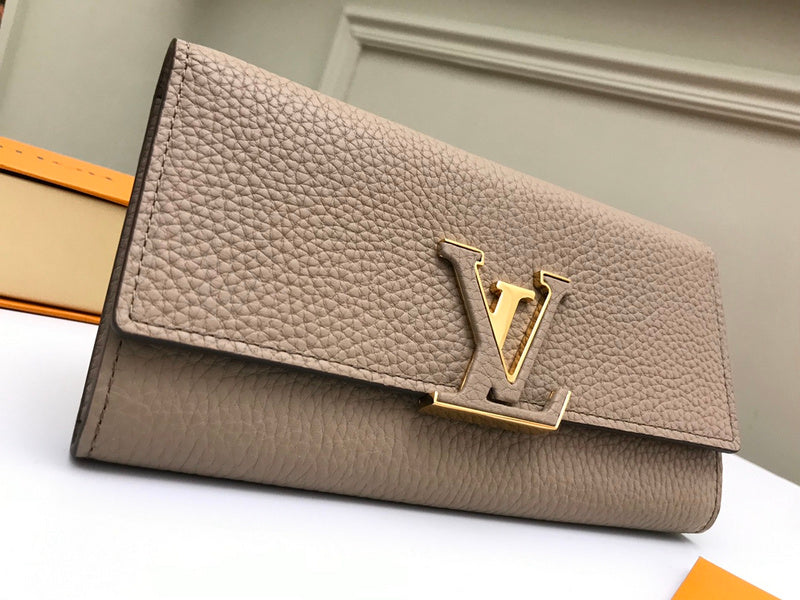 Luxurious Totes - Latest - 695