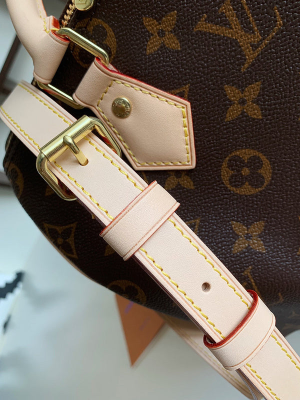 Luxurious Totes - Latest - 9651