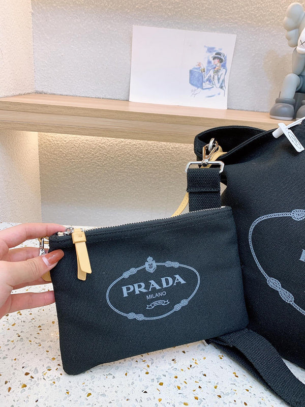 Luxurious Totes - PDA3 Bags - 156