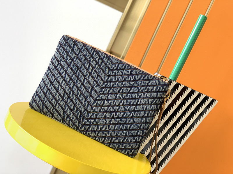 Luxurious Totes - Latest - 8853