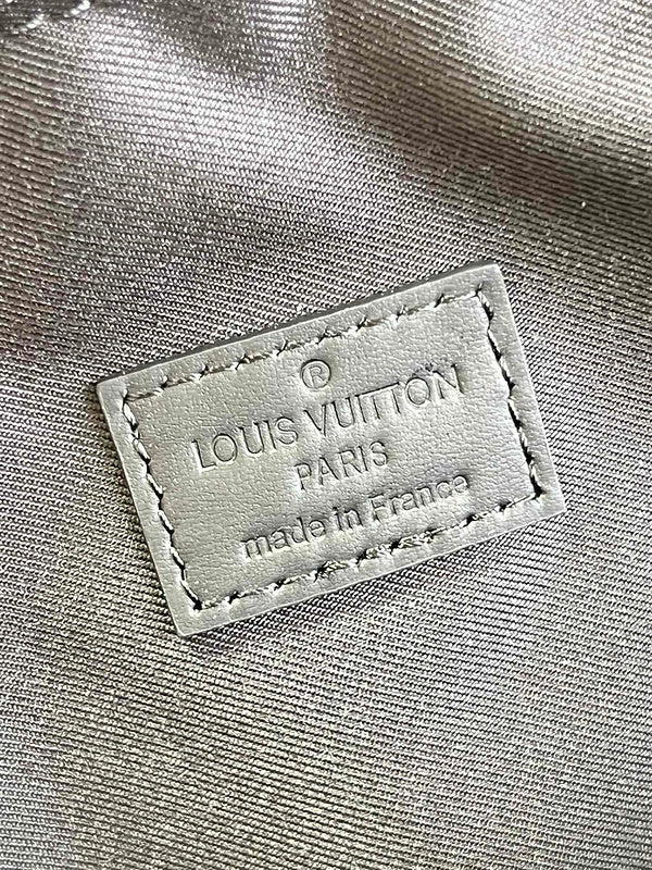 LOV - Luxurious Totes - 1797
