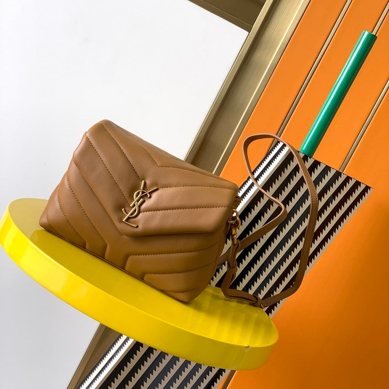 Luxurious Totes - Latest - 8135