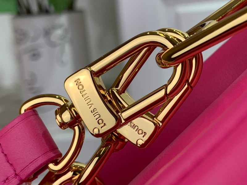 LOV - Luxurious Totes - 498