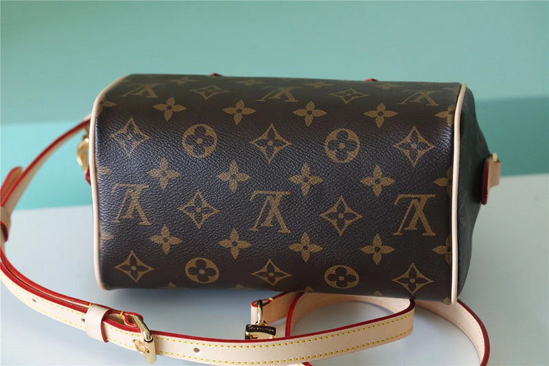 Lux-Totes - LOV Bags - 425