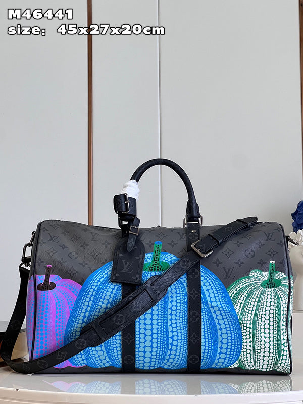 LOV - Luxurious Totes - 321