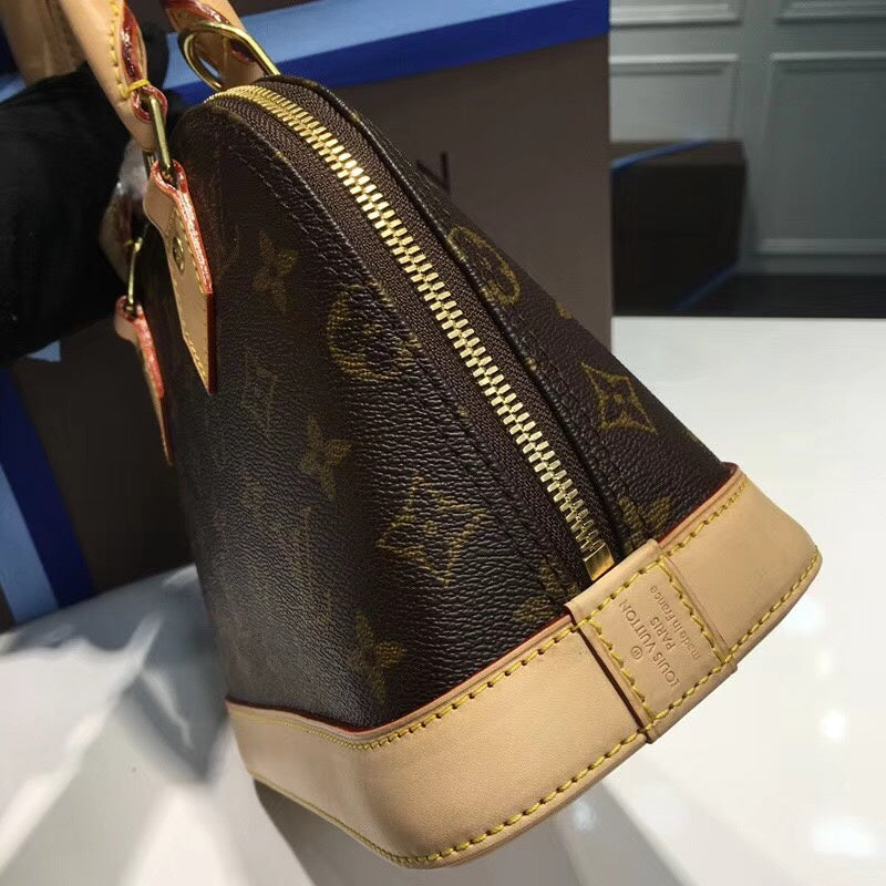 LOV - Luxurious Totes - 2760
