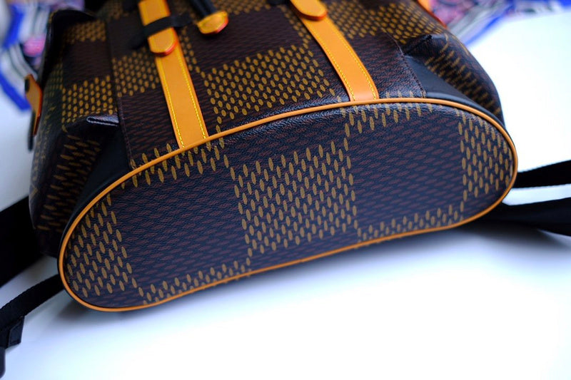 LOV - Luxurious Totes - 2585
