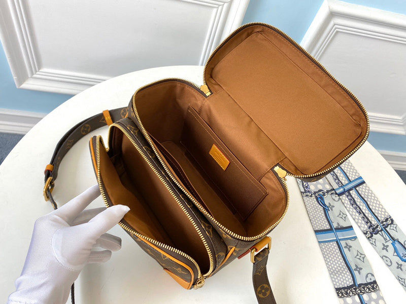 Luxurious Totes - Latest - 2744