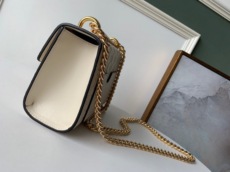 Luxurious Totes - Latest - 9955