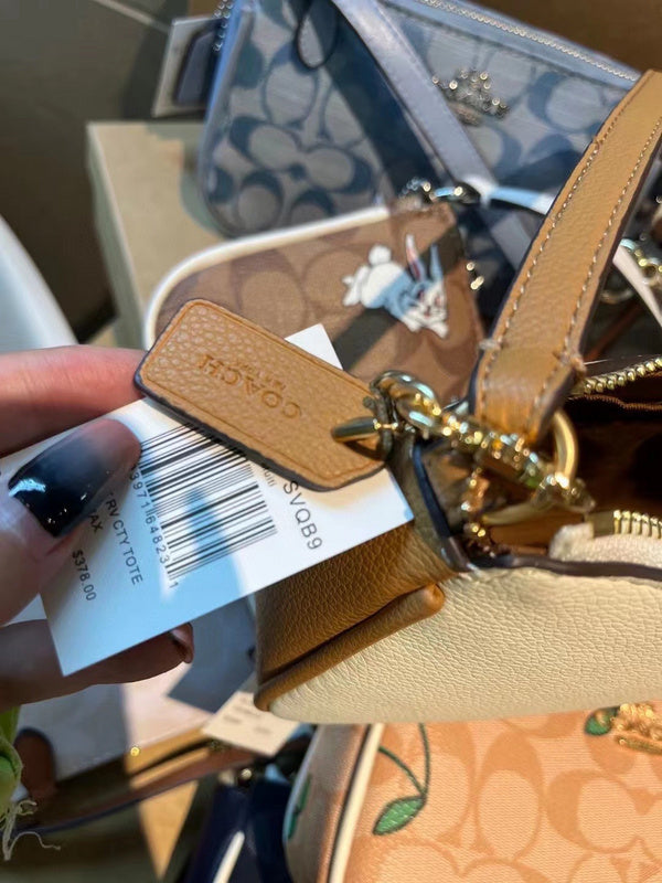 Luxurious Totes - CCH2 Bags - 116