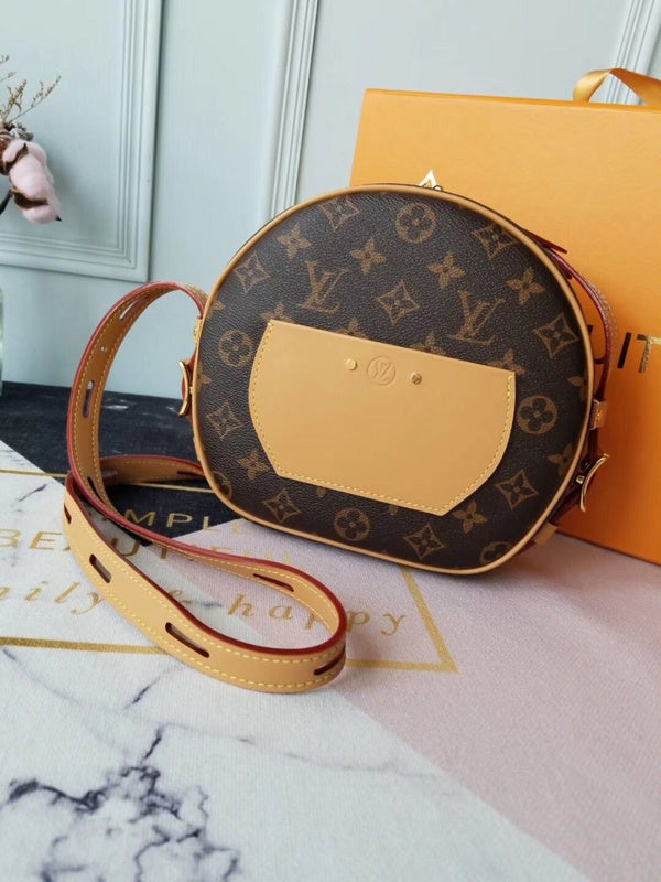 LOV - Luxurious Totes - 2751