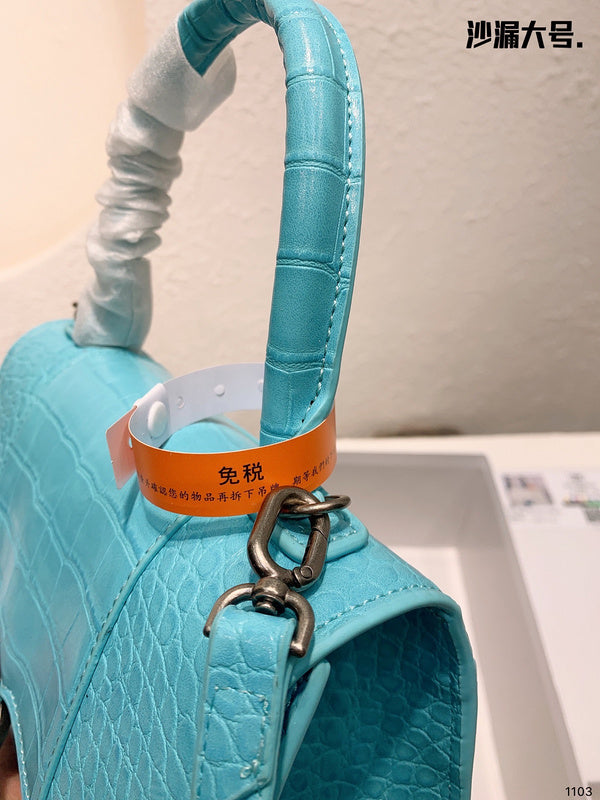 Luxurious Totes - BGA2 Bags - 197
