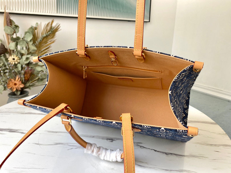 LOV - Luxurious Totes - 2136