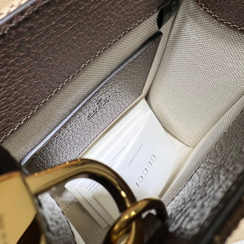 GUI - Luxurious Totes - 973