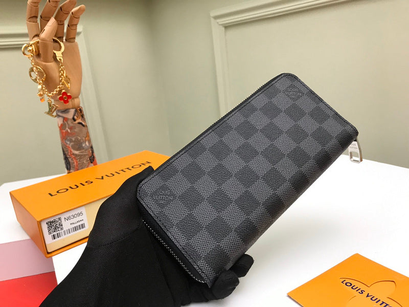 Luxurious Totes - Latest - 708