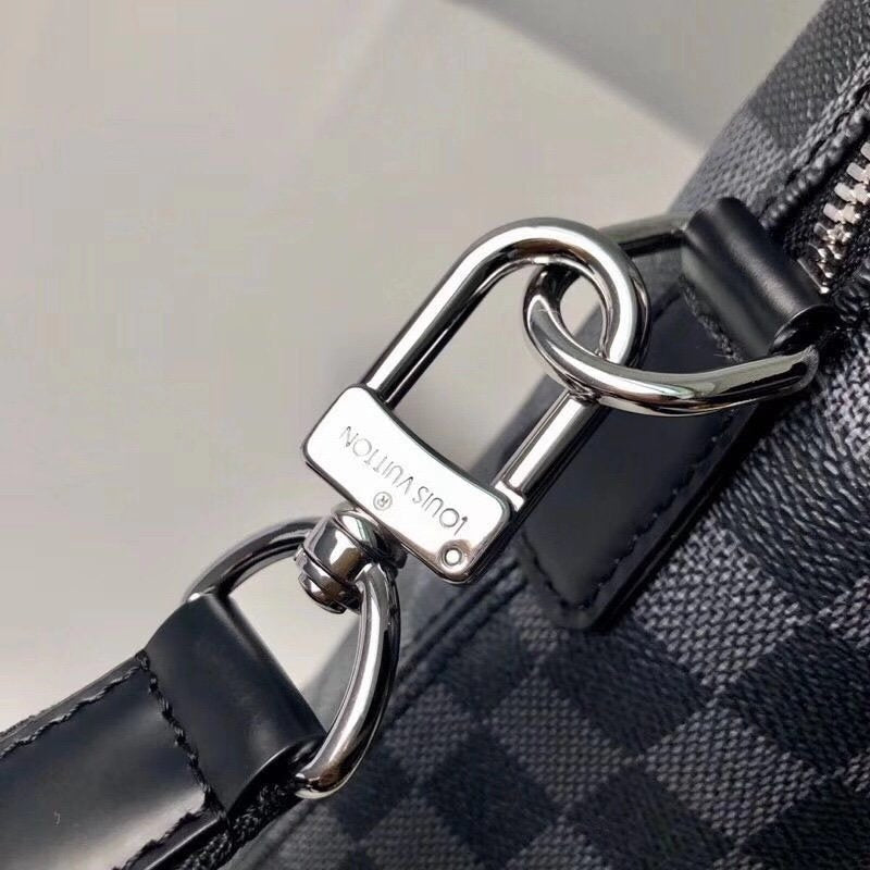 LOV - Luxurious Totes - 2637