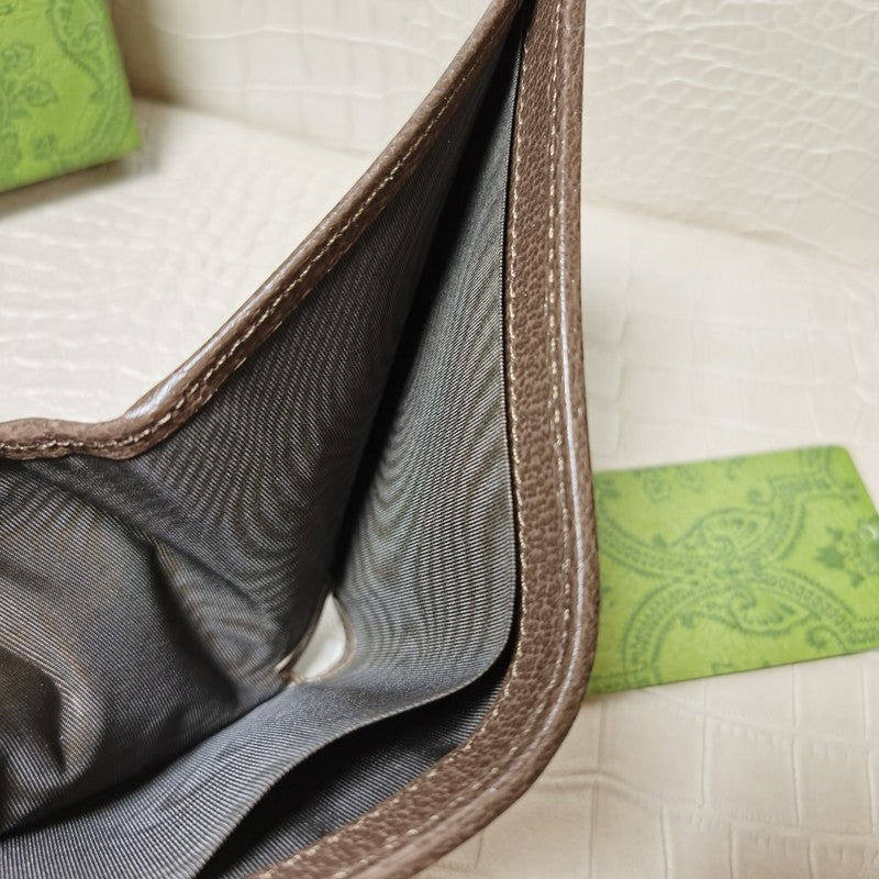 GUI - Luxurious Totes - 944
