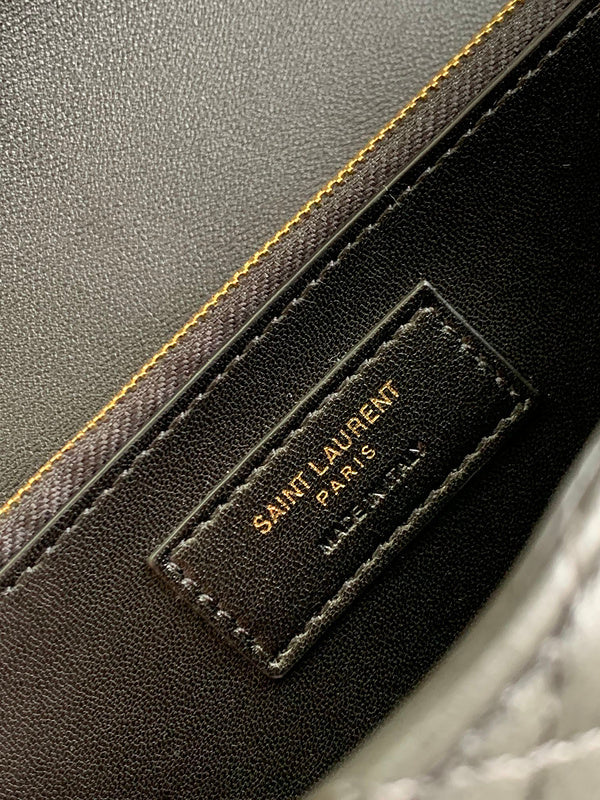Luxurious Totes - Latest - 8162