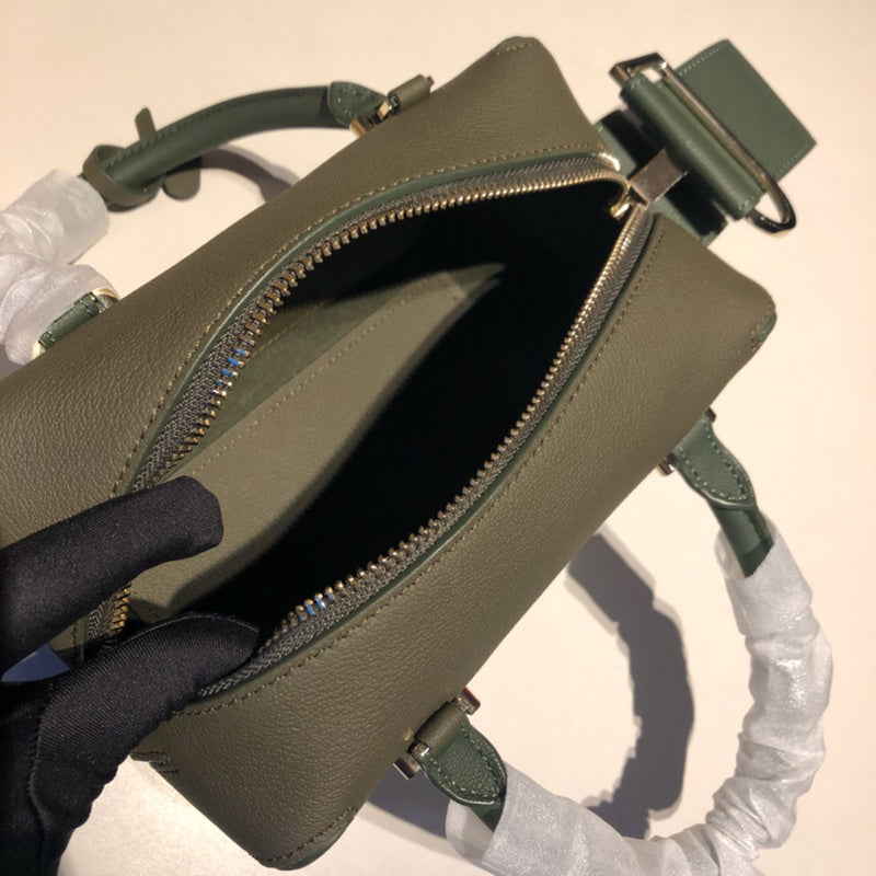 Luxurious Totes - Latest - 6101
