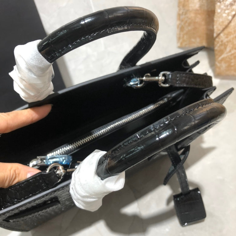 Luxurious Totes - Latest - 9481