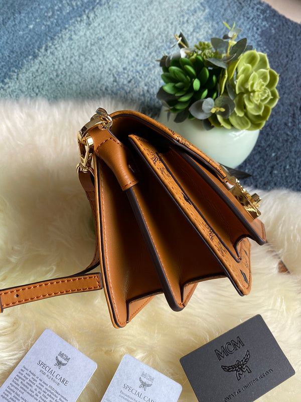 Luxurious Totes - Latest - 7899