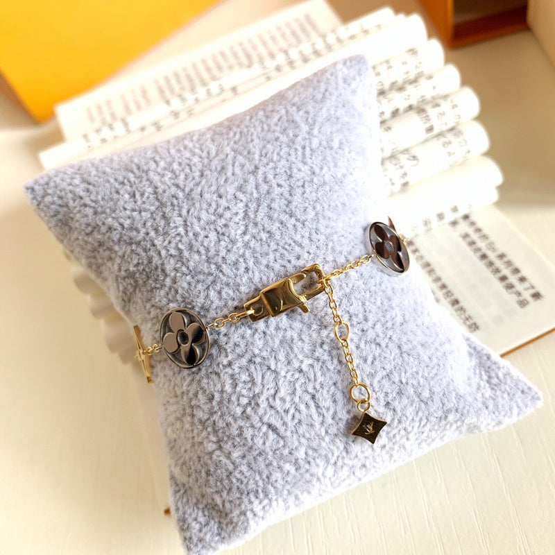 Luxurious Totes - Latest - 5454
