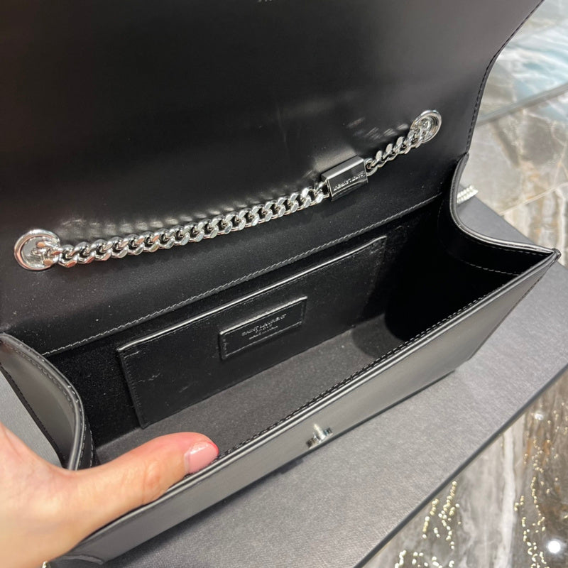 Luxurious Totes - Latest - 8474