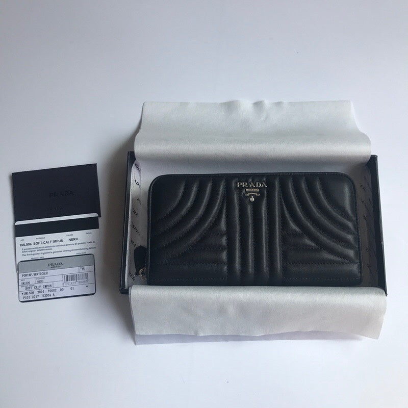 Luxurious Totes - Latest - 10202