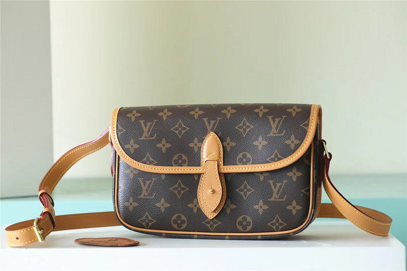 Lux-Totes - LOV Bags - 415
