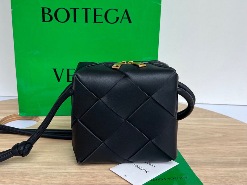Luxurious-Totes - BV Bags - 1450