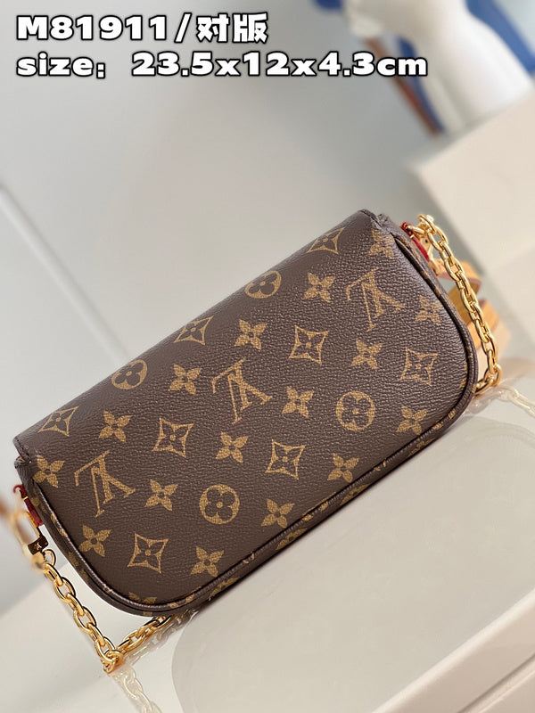 LOV - Luxurious Totes - 753