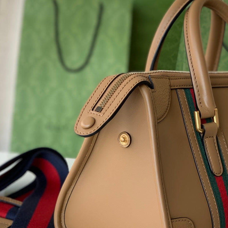 GUI - Luxurious Totes - 616