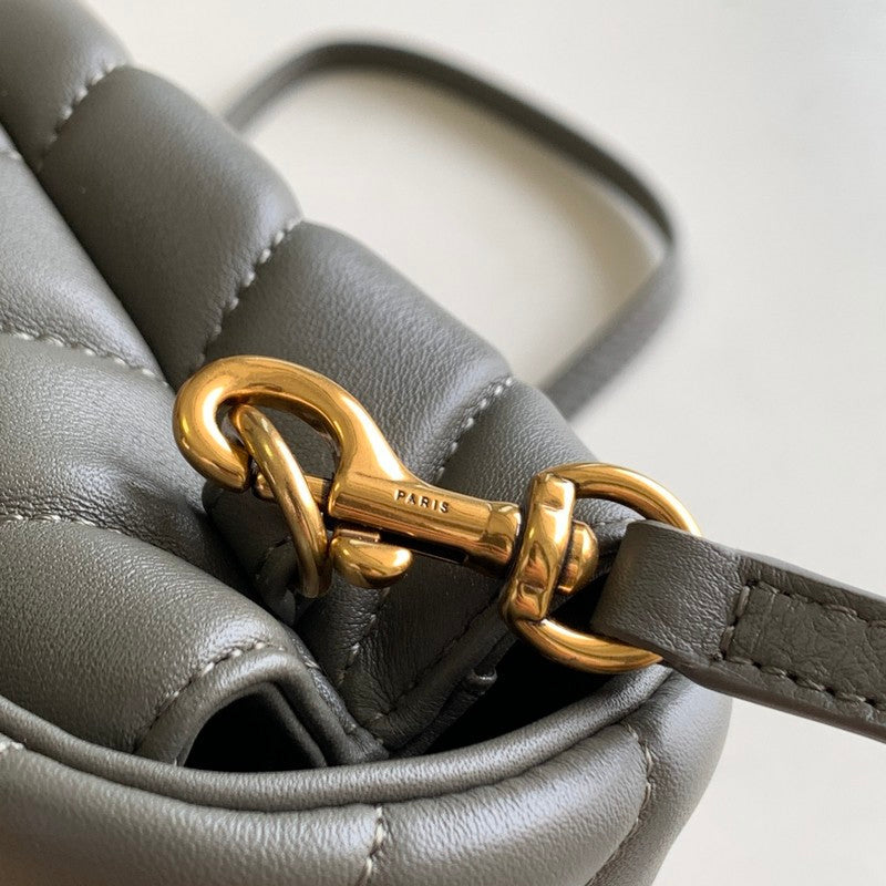 Luxurious Totes - Latest - 8138