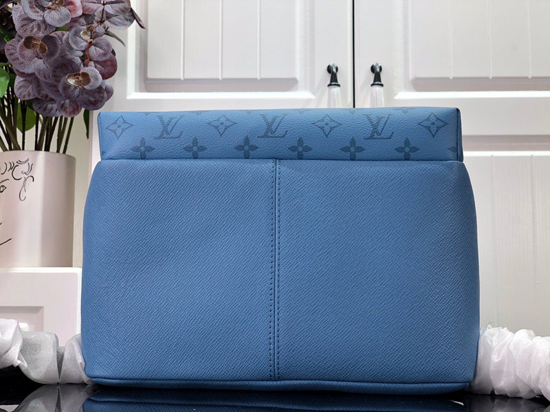 LOV - Luxurious Totes - 2417