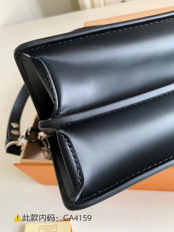 Luxurious Totes - Latest - 2376